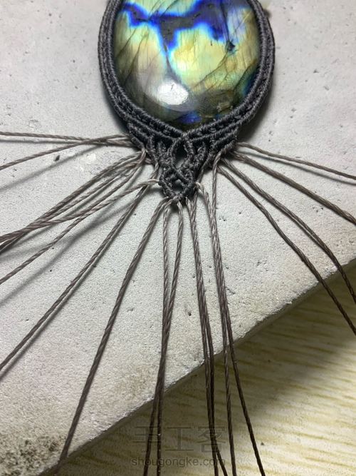 简单的大石头项链 第7步