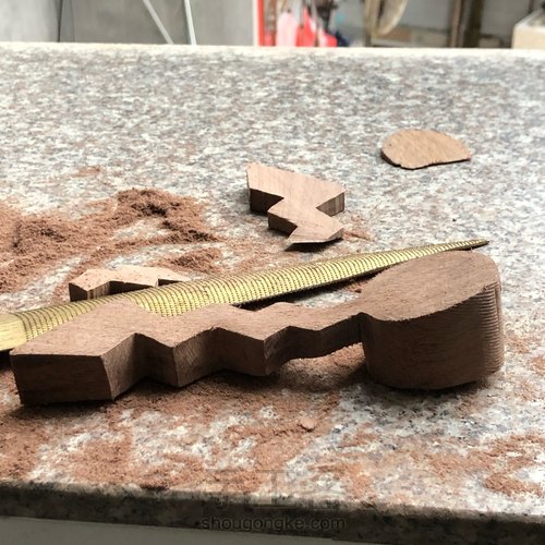 皮卡丘之尾木勺制作 第7步