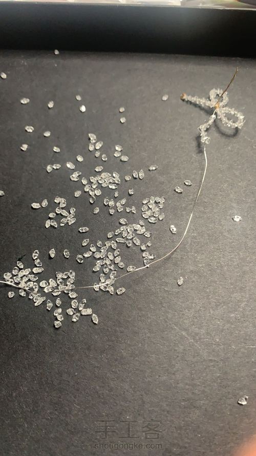 手工绕线蝴蝶结耳环教程 第1步
