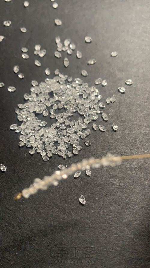 手工绕线蝴蝶结耳环教程 第2步