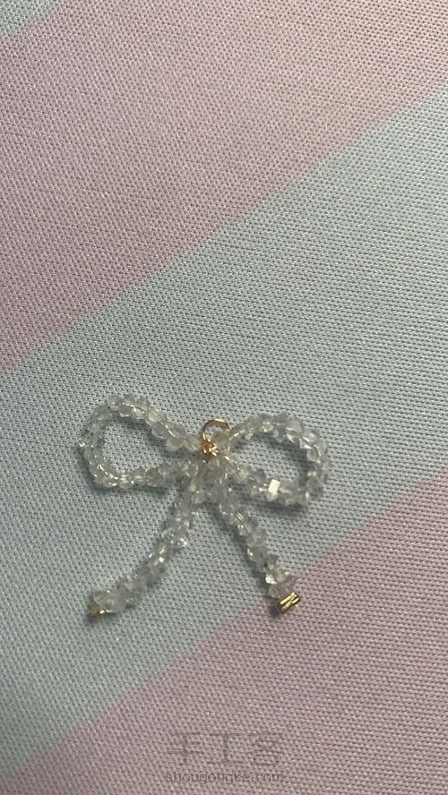 手工绕线蝴蝶结耳环教程 第6步