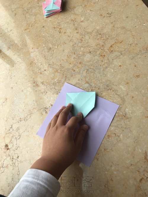 超好玩弹簧玩具礼盒折纸教程 第14步