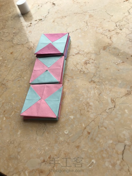 超好玩弹簧玩具礼盒折纸教程 第43步