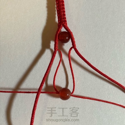 ʕΘ▲Θʔ 串珠手绳 第6步