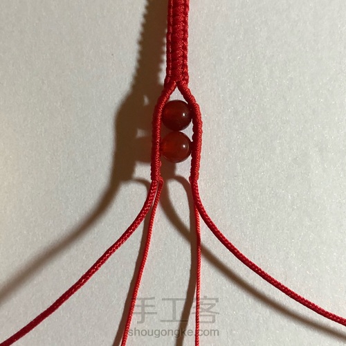 ʕΘ▲Θʔ 串珠手绳 第7步