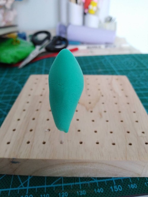 粘土制作龙舌兰 第1步