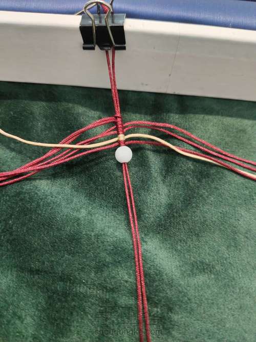 羽灵流苏帽 第2步