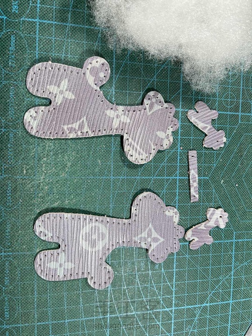 迷你包包小鹿挂件制作融本皮革 第1步