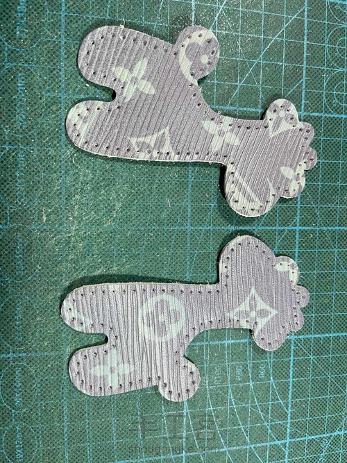 迷你包包小鹿挂件制作融本皮革 第2步