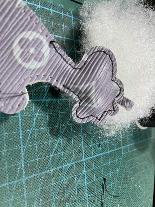 迷你包包小鹿挂件制作融本皮革 第4步