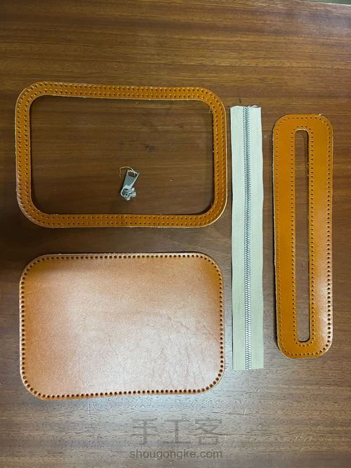 融本牛皮工具袋学生笔袋贝壳形铅笔袋教程 第1步