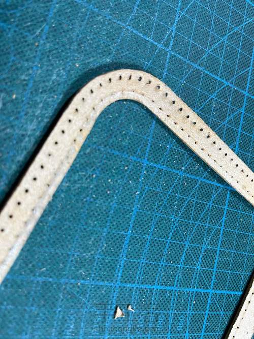 融本牛皮工具袋学生笔袋贝壳形铅笔袋教程 第17步