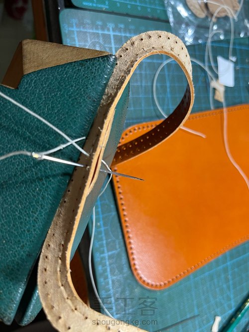 融本牛皮工具袋学生笔袋贝壳形铅笔袋教程 第20步