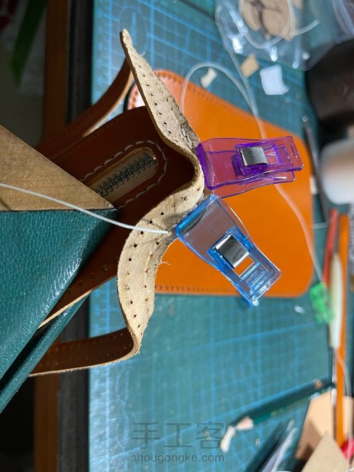 融本牛皮工具袋学生笔袋贝壳形铅笔袋教程 第21步