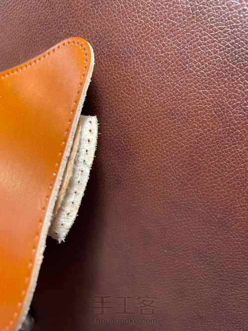 融本牛皮工具袋学生笔袋贝壳形铅笔袋教程 第23步