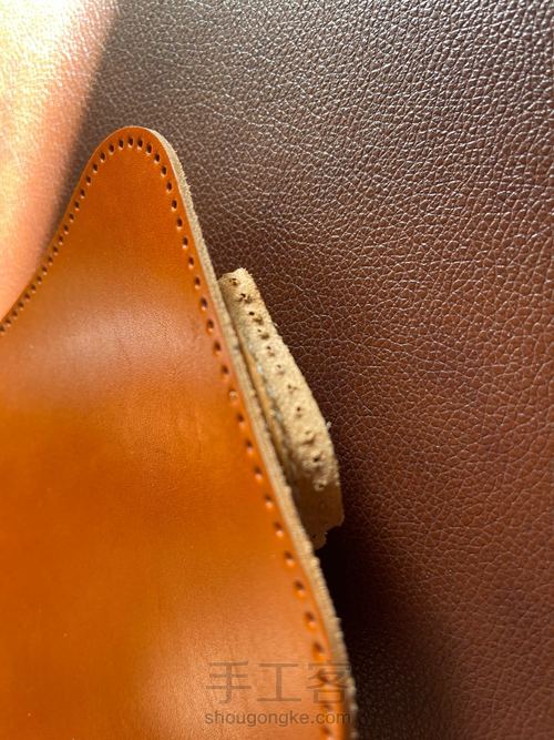 融本牛皮工具袋学生笔袋贝壳形铅笔袋教程 第24步