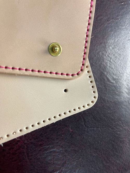 钥匙口卡包保护套教程｜融本皮革 第3步