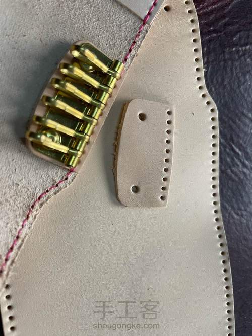 钥匙口卡包保护套教程｜融本皮革 第4步