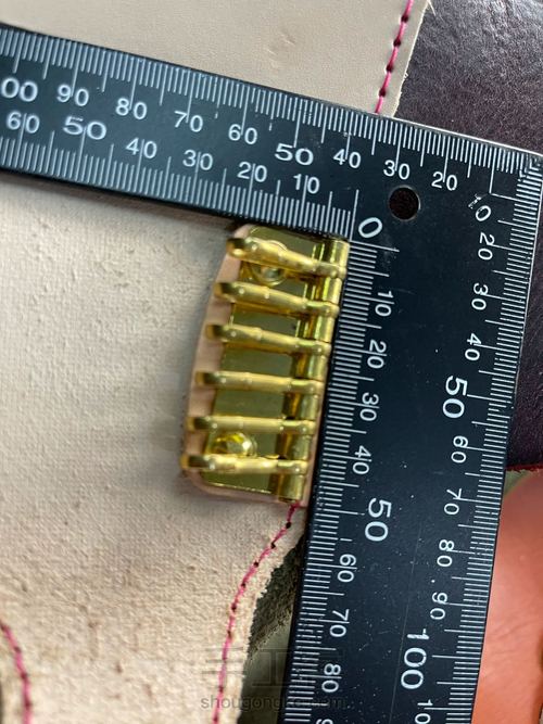 钥匙口卡包保护套教程｜融本皮革 第5步