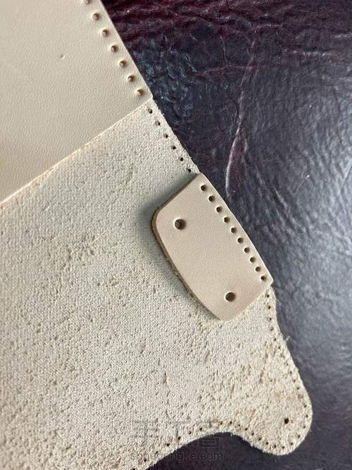 钥匙口卡包保护套教程｜融本皮革 第7步