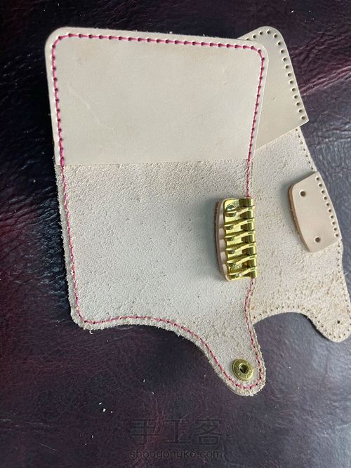 钥匙口卡包保护套教程｜融本皮革 第8步