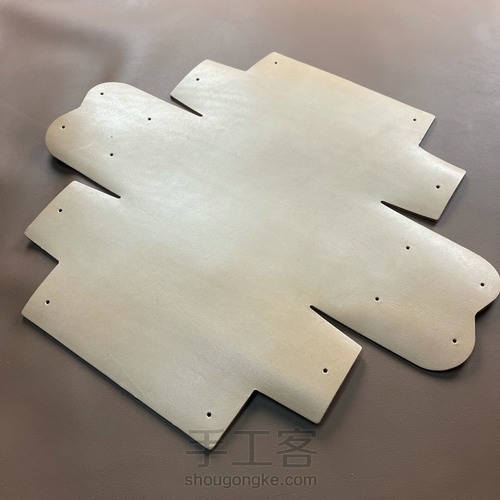 牛皮手工纸巾抽纸盒｜融本皮革 第1步