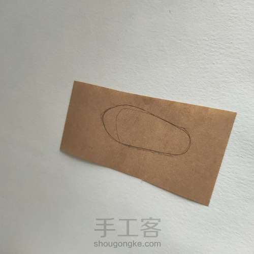 bjd娃娃6分简单小鞋子 bjd娃鞋自制教程。bjd娃娃小鞋子。 第1步