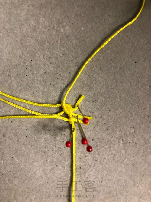 蝴蝶耳环 第3步