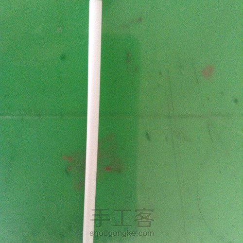 简易手工制作纸飞机模型 第2步