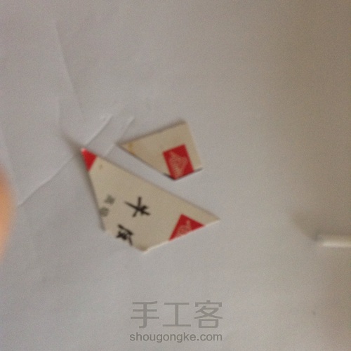 简易手工制作纸飞机模型 第9步