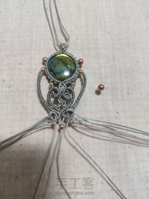 【5 手链】macrame手链 第13步