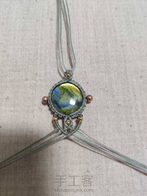 【5 手链】macrame手链 第5步