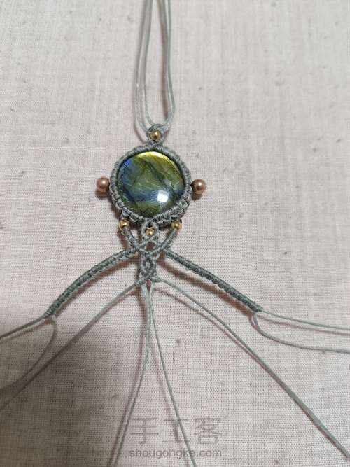 【5 手链】macrame手链 第6步