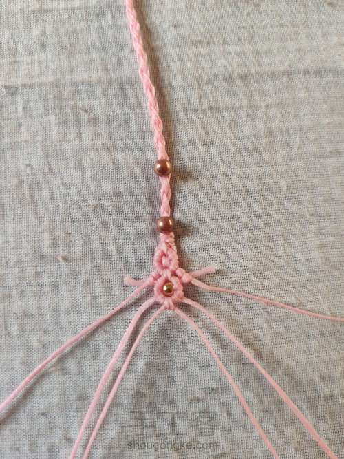 四股辫尾扣 第4步