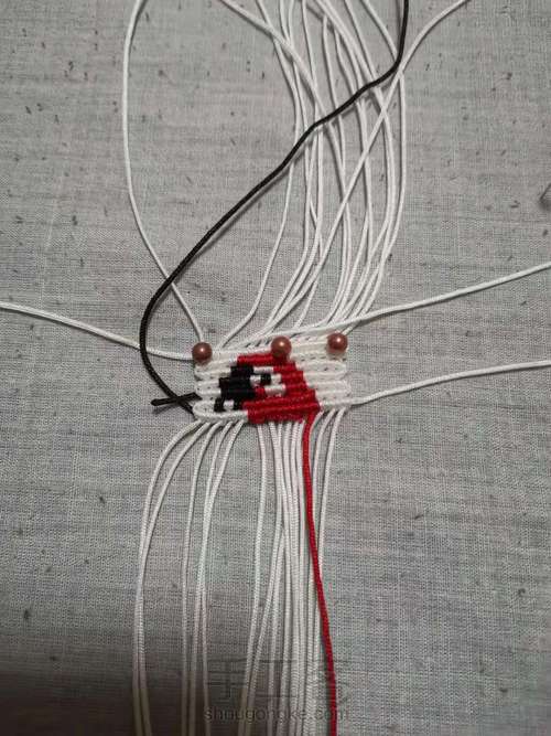 红色鹦鹉挂件 第8步