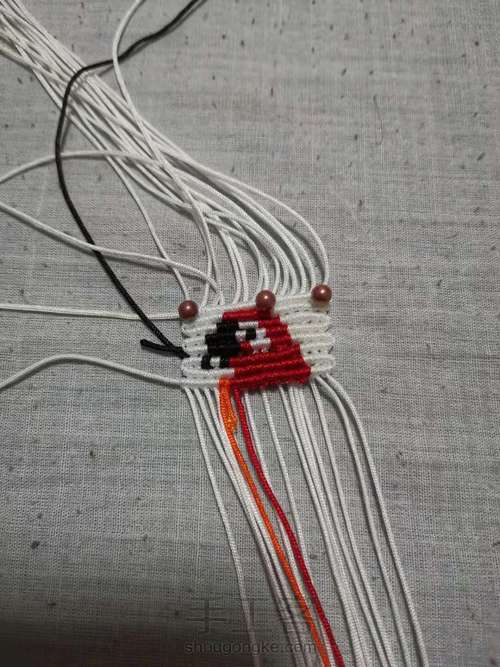 红色鹦鹉挂件 第9步