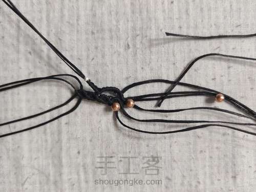 锁骨链: 蕾丝吊坠 第15步