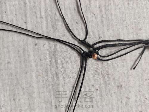 锁骨链： 蕾丝吊坠 第9步