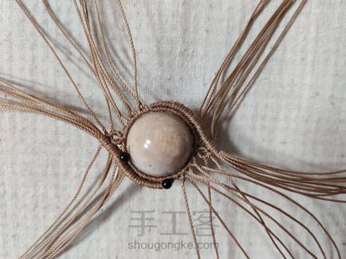 【11 · 项链】爱波·单珠叶子 第18步