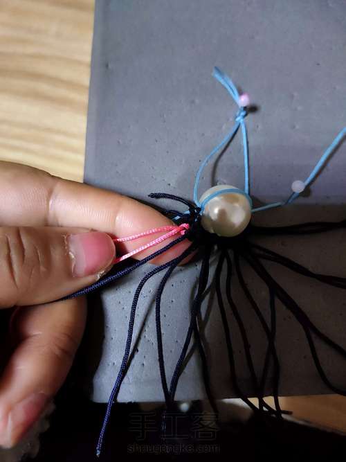 凤冠花嫁刀马旦编绳艺术 第5步