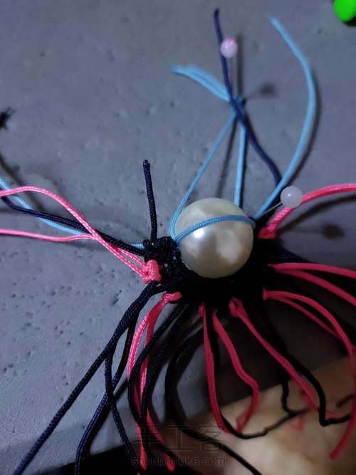 凤冠花嫁刀马旦编绳艺术 第7步