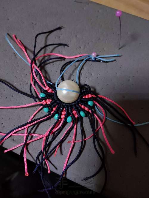 凤冠花嫁刀马旦编绳艺术 第11步