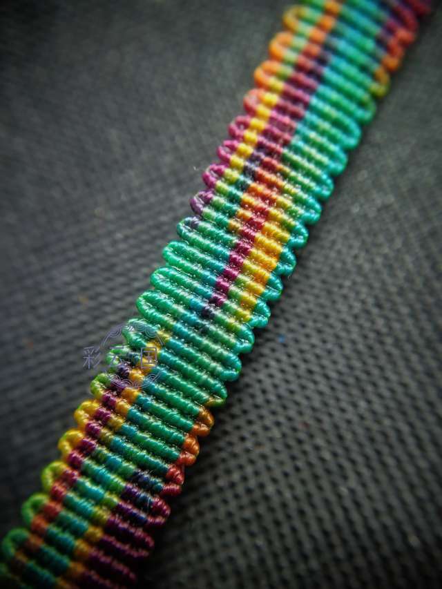超简单手绳编织，新手可做。

