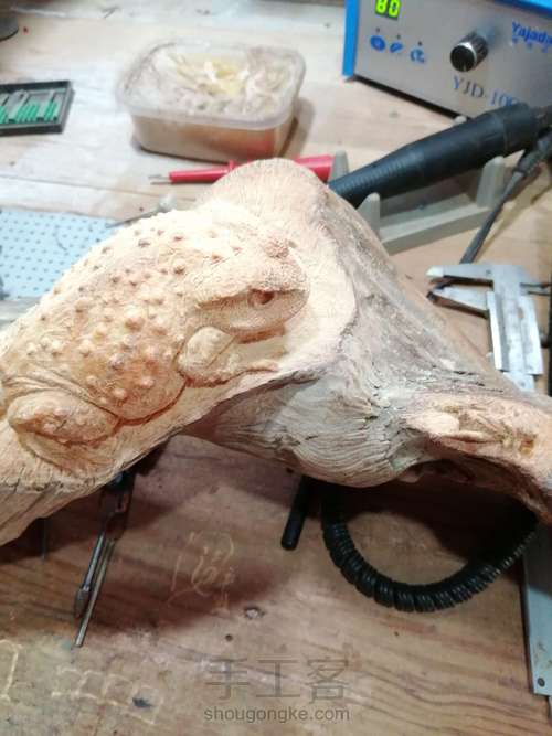 太行崖柏金蟾制作这个有点难度对于新手 第10步