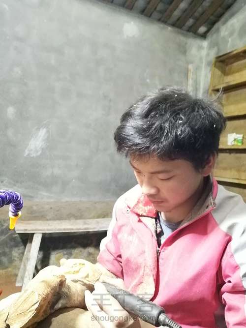 太行崖柏金蟾制作这个有点难度对于新手 第3步