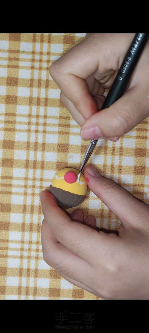 摩尔庄园小胸针 第11步