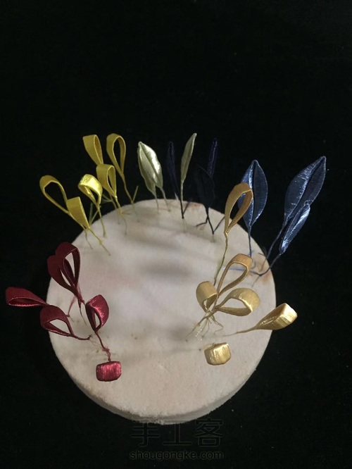 小雏菊缠花发簪 第4步