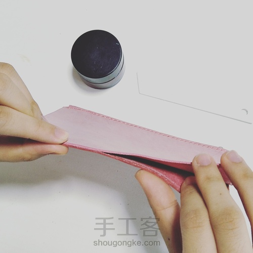 物致WUZHI手工皮具教程 | 做一只有魔法的拉链手包 第24步