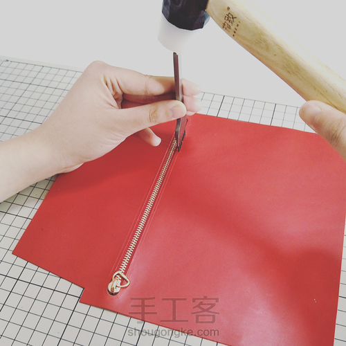 物致WUZHI皮具教程 | 意大利植鞣皮手感超棒的手拿信封包 第15步