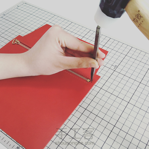 物致WUZHI皮具教程 | 意大利植鞣皮手感超棒的手拿信封包 第16步